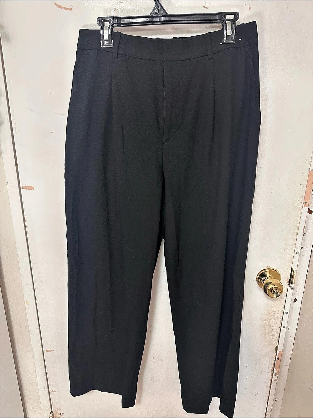 UNIQLO Ultra Light Down Women’s Black Dress Pants Size Large